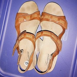 Trotters Leather sandals size 12M